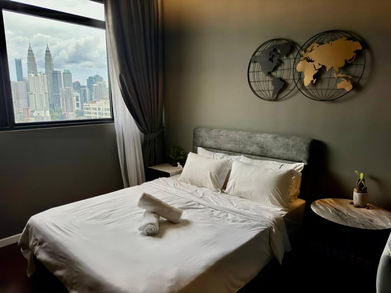 Chambers Klcc Pwtc By Unimax * Kuala Lumpur